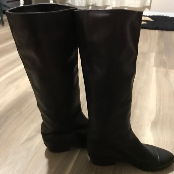 Anne Klein Ladies Brown Leather Boots Size 6 - Picture 3 of 5